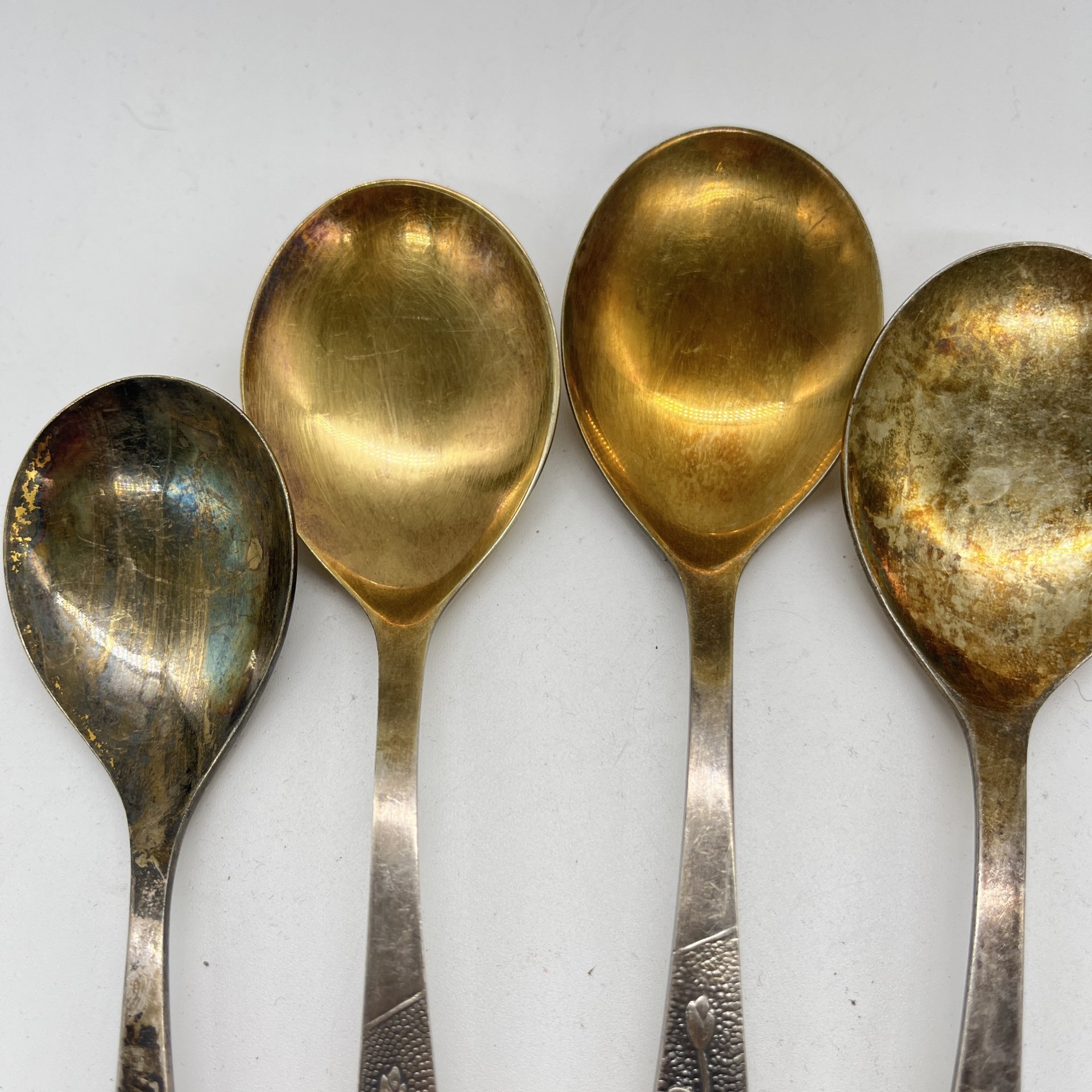 Набор из 4 десертных ложек "Цветы", мНЦ (медь-никель-цинк), СССР, 1970-1980 гг.