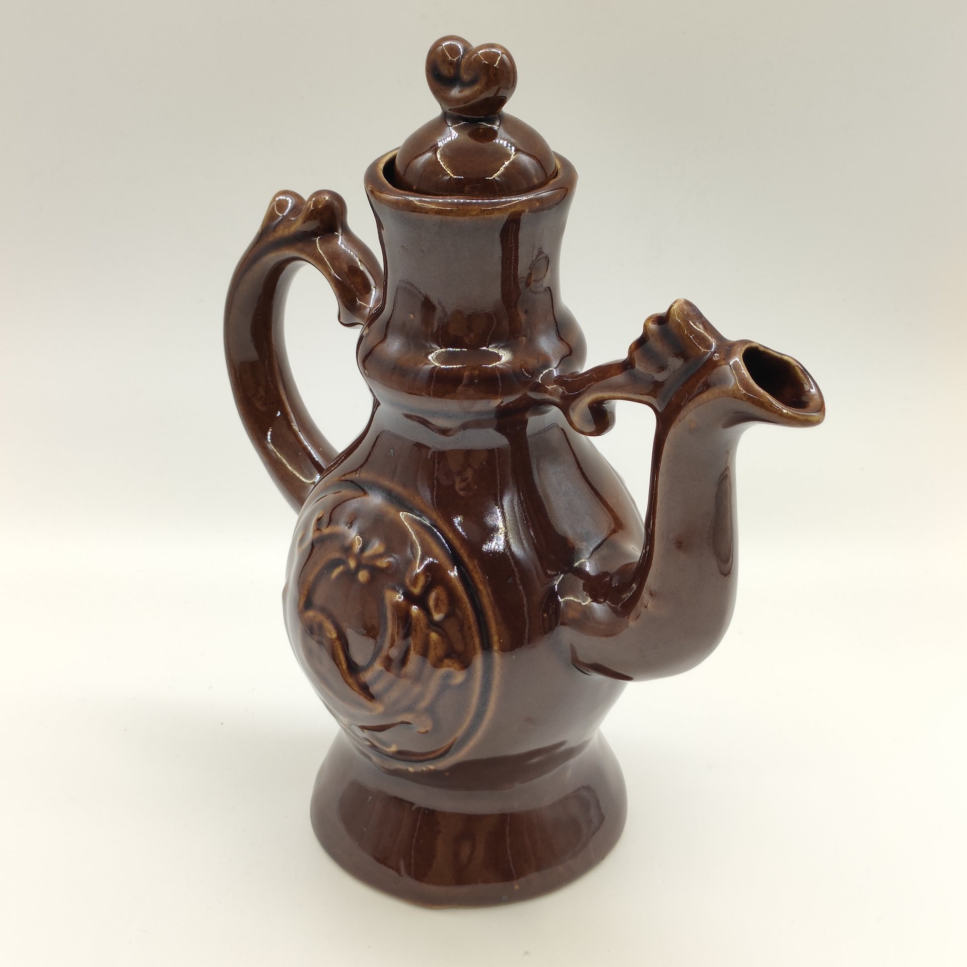 Кувшин "Жар-птица" с рельефным декором