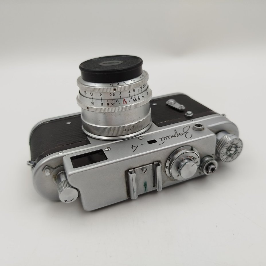 Фотоаппарат "Зоркий-4" с объективом "Индустар-50" в родном кофре, металл, пластик, кожа, стекло, Красногорский механический завод (КМЗ), СССР, 1966 г.