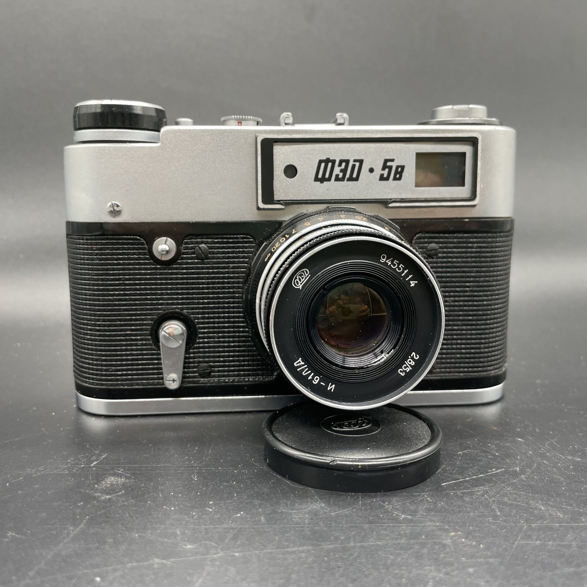Фотоаппарат "ФЭД-5В" с объективом "Индустар-61 Л/Д" в оригинальном кофре, металл, пластик, стекло, кожа, Харьковский машиностроительный завод им. Дзержинского (ФЭД), СССР, 1976-1980 гг.