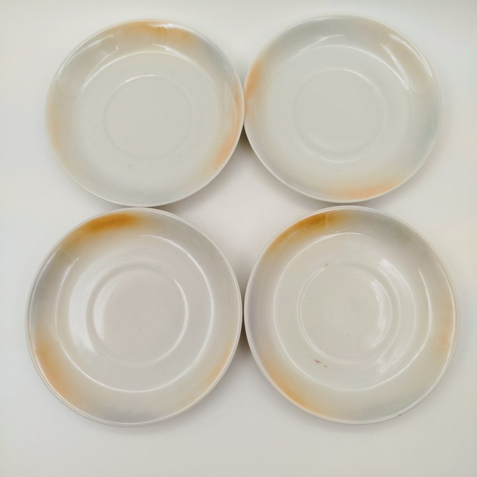 Набор чайно-кофейных пар с изображением девушек в саду на 4 персоны, фарфор, деколь, Victoria, Чехословакия, 1918-1939 гг.