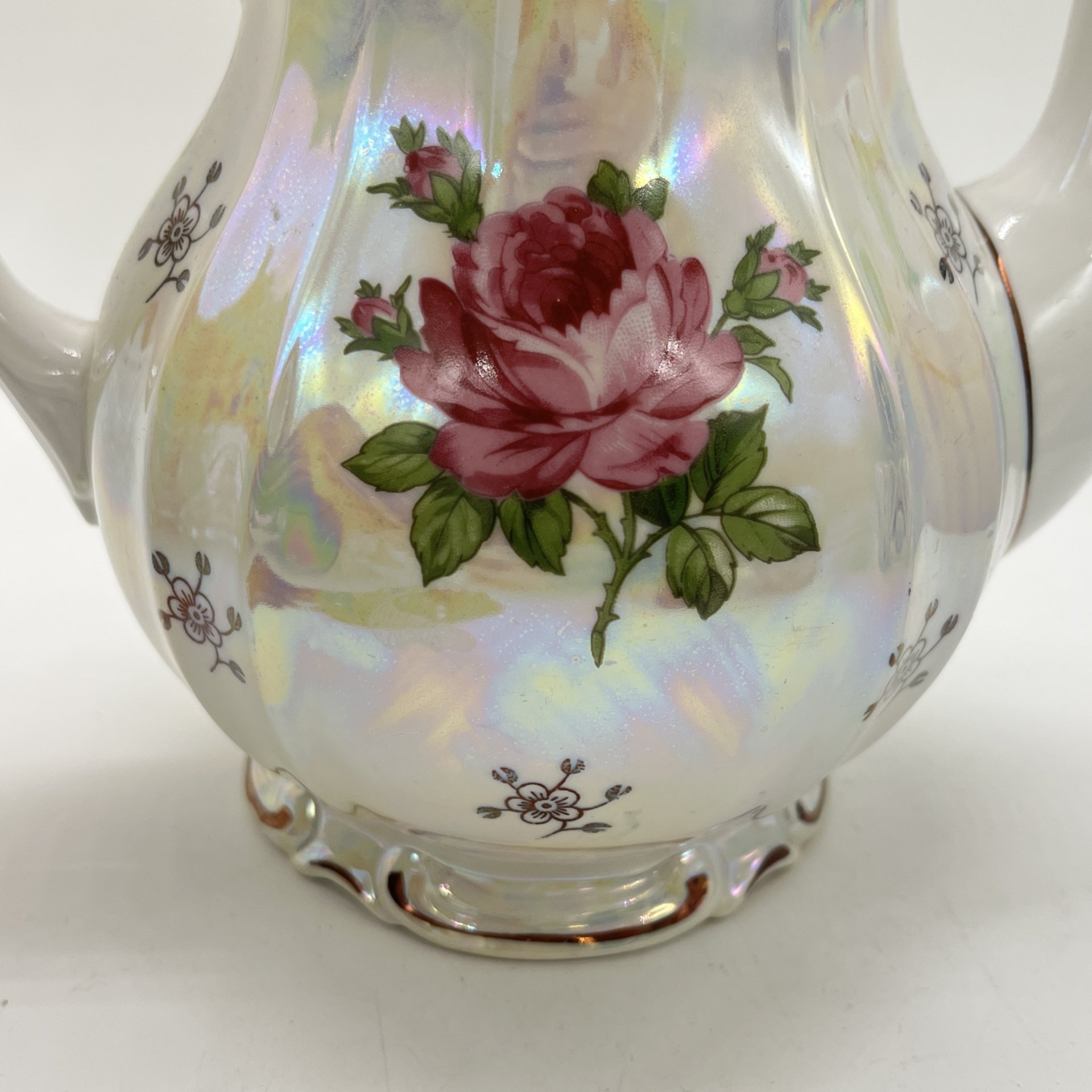 Кофейник с цветочным декором (крышка в подборе), фарфор, люстр, деколь, Kahla, ГДР, 1957-1964 гг.