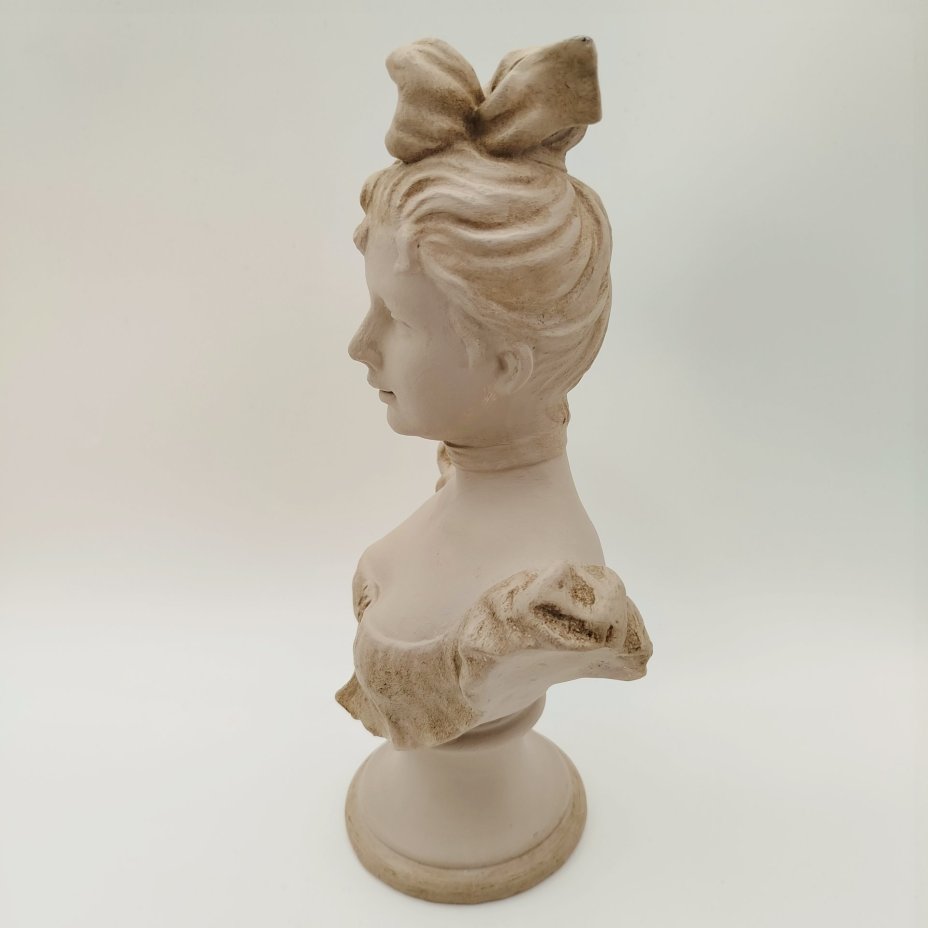 Статуэтка "Женский бюст"