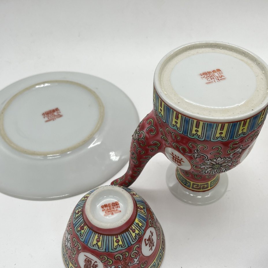 Набор для чаепития из чайника, пиалы и блюдца с расписным декором