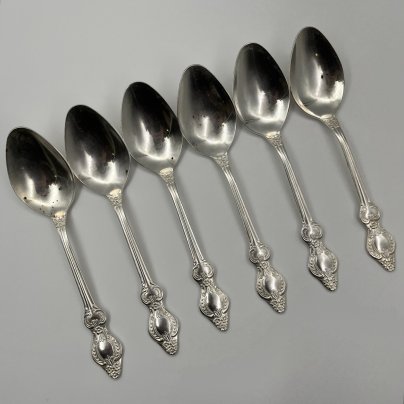 Набор столовых ложек на 6 персон с цветочным декором, мНЦ (медь-никель-цинк), Режевский механический завод (РМ), СССР, 1980-1990 гг.