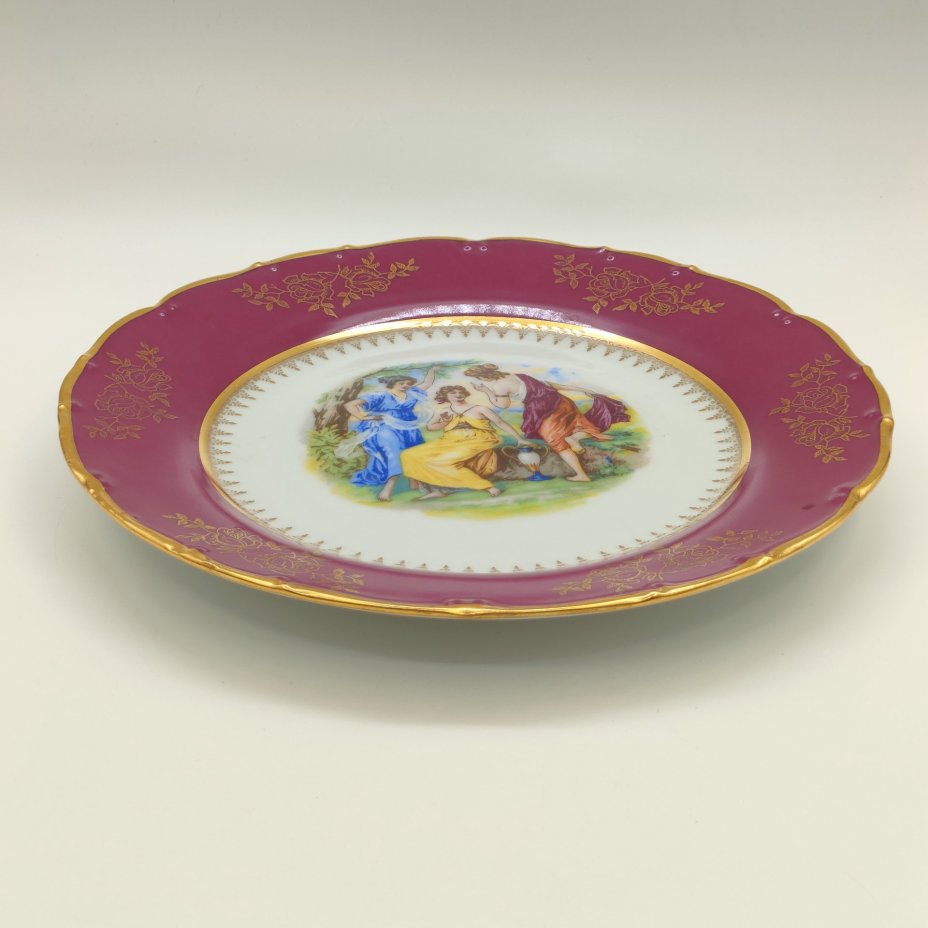 Тарелка обеденная "Мадонна", фарфор, крытье, деколь, золочение, Moritz Zdekauer (MZ), Чехословакия, 1960-1980 гг.