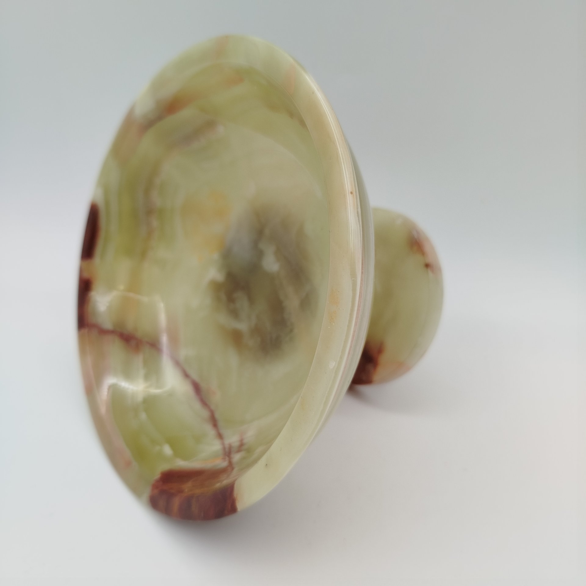 Ваза (конфетница) на ножке, натуральный камень (оникс), резьба, Азия