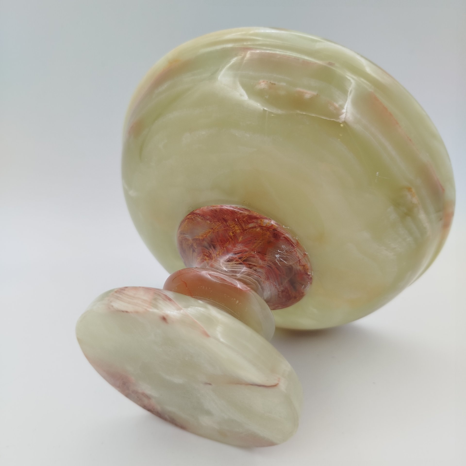 Ваза (конфетница) на ножке, натуральный камень (оникс), резьба, Азия