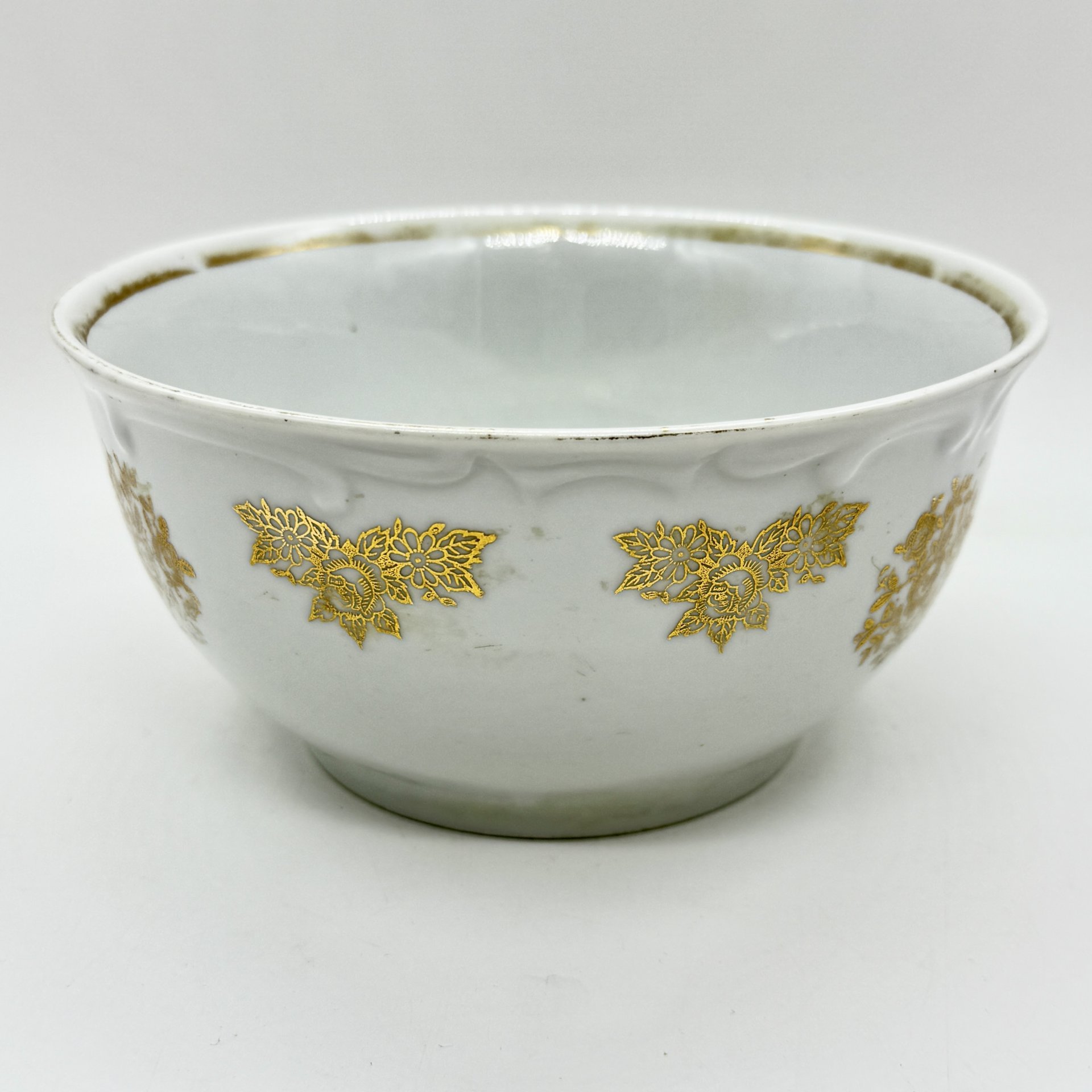 Пиала (салатник) с флоральным декором, фарфор, золочение, рельеф, Kahla, ГДР, 1960-1980 гг.