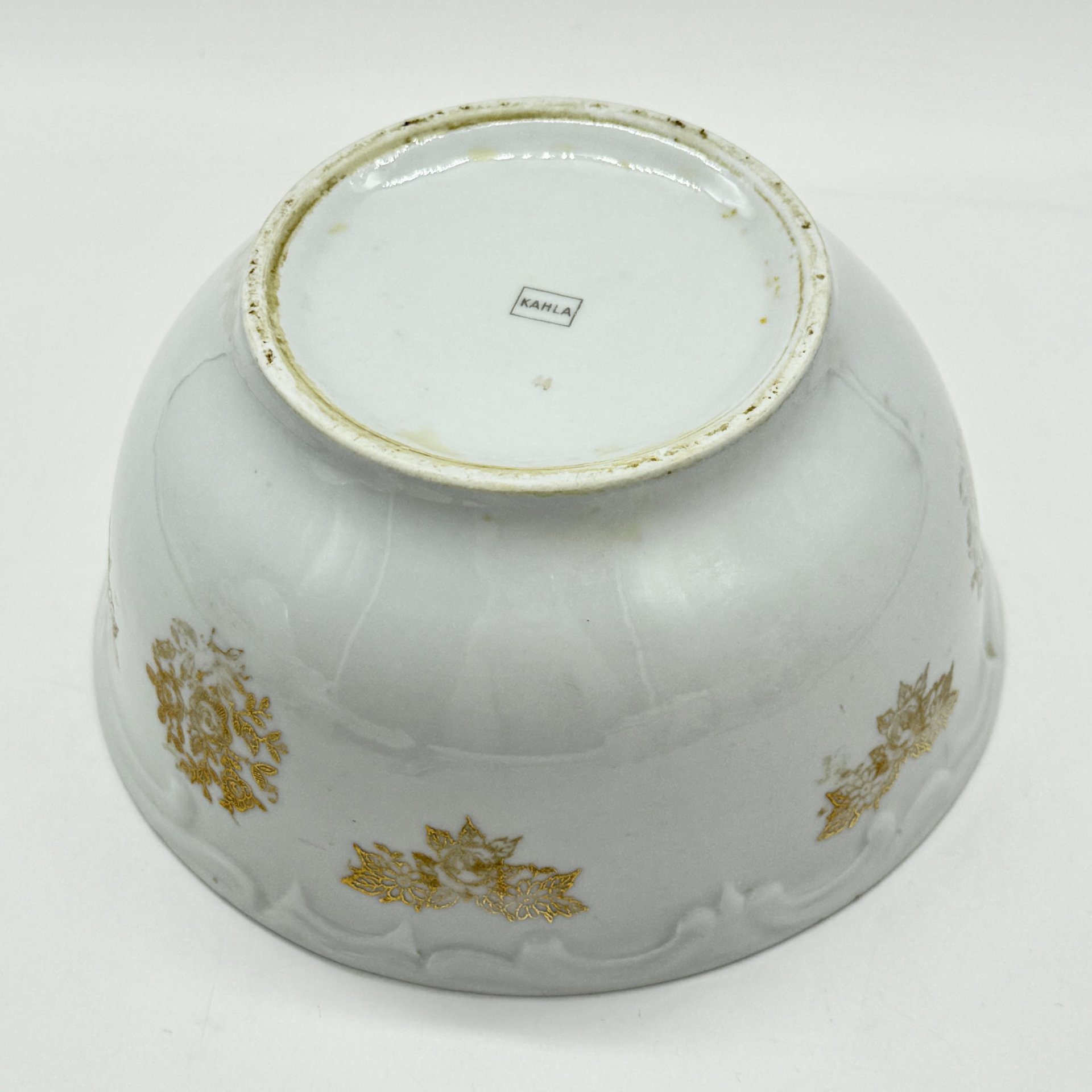 Пиала (салатник) с флоральным декором, фарфор, золочение, рельеф, Kahla, ГДР, 1960-1980 гг., Kahla