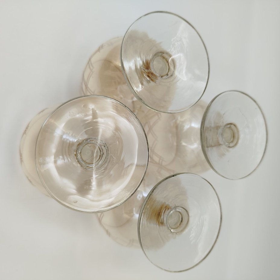 Набор рюмок (бокалов) с резным декором на 4 персоны