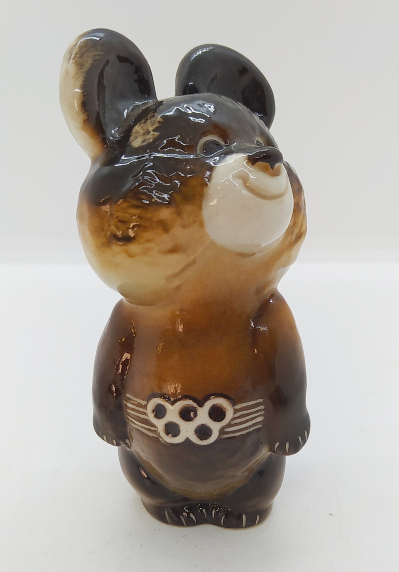 Статуэтка "Олимпийский мишка", скульптор П.П. Веселов, Ленинградский фарфоровый завод (ЛФЗ)
