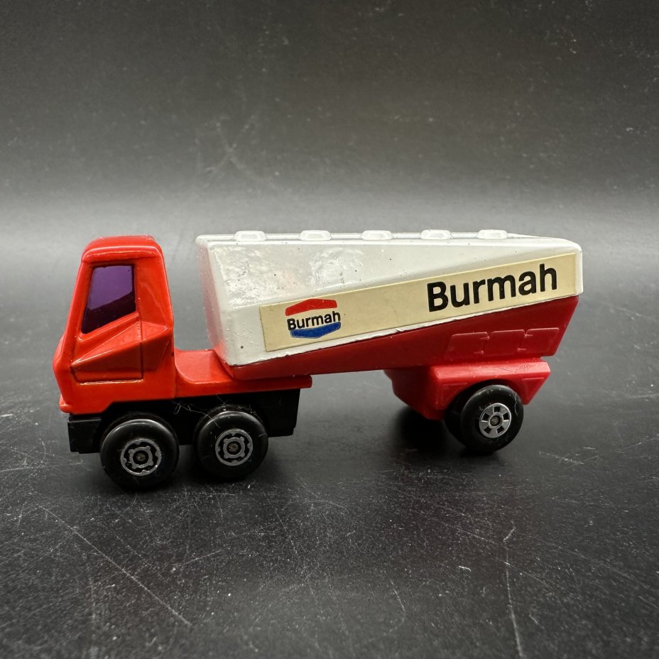 Набор моделей автомобилей "Matchbox"