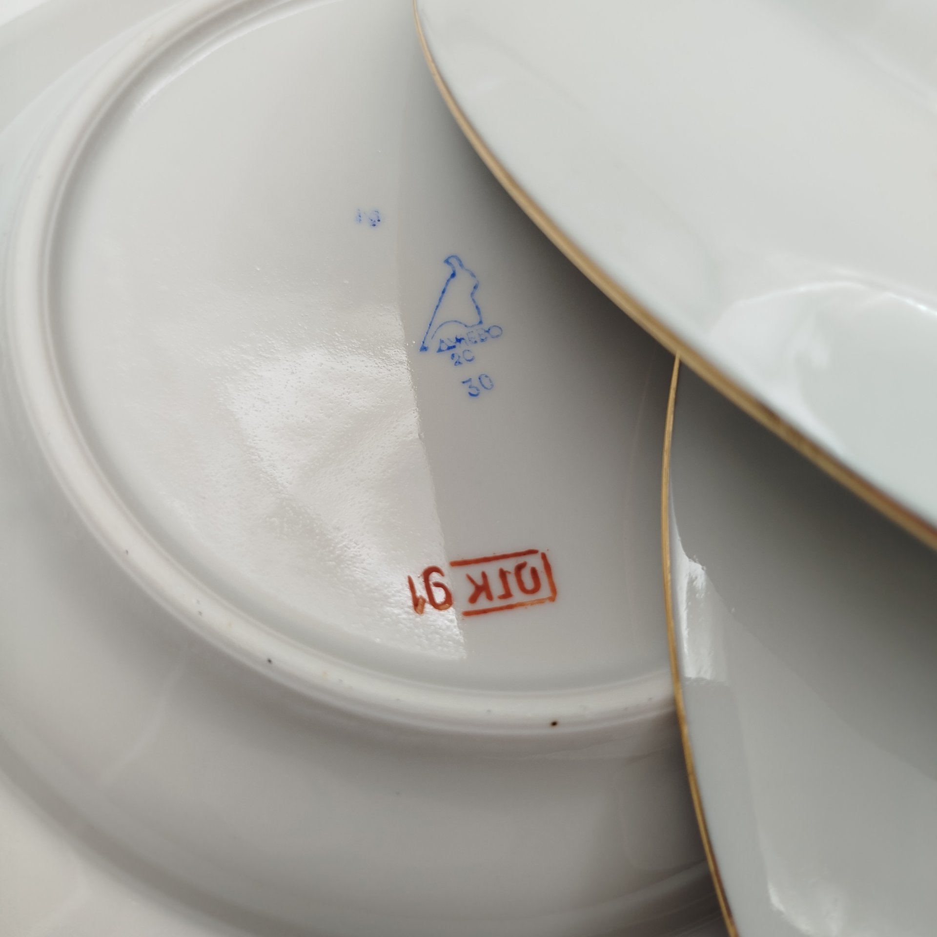 Набор суповых (глубоких) тарелок "Астры" на 6 персон, фарфор, деколь, золочение, Дулевский фарфоровый завод (Дулёво), СССР, 1968-1991 гг.