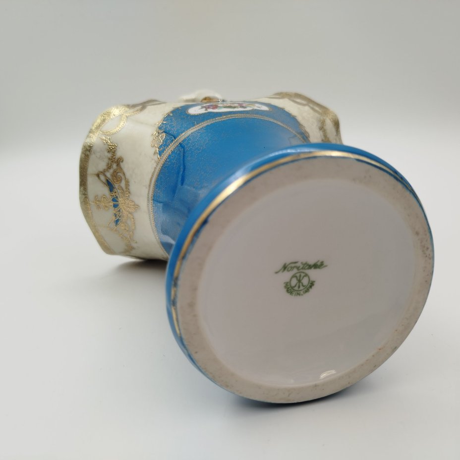 Ваза в форме корзинки, украшенная экзотическим цветочным декором, Noritake