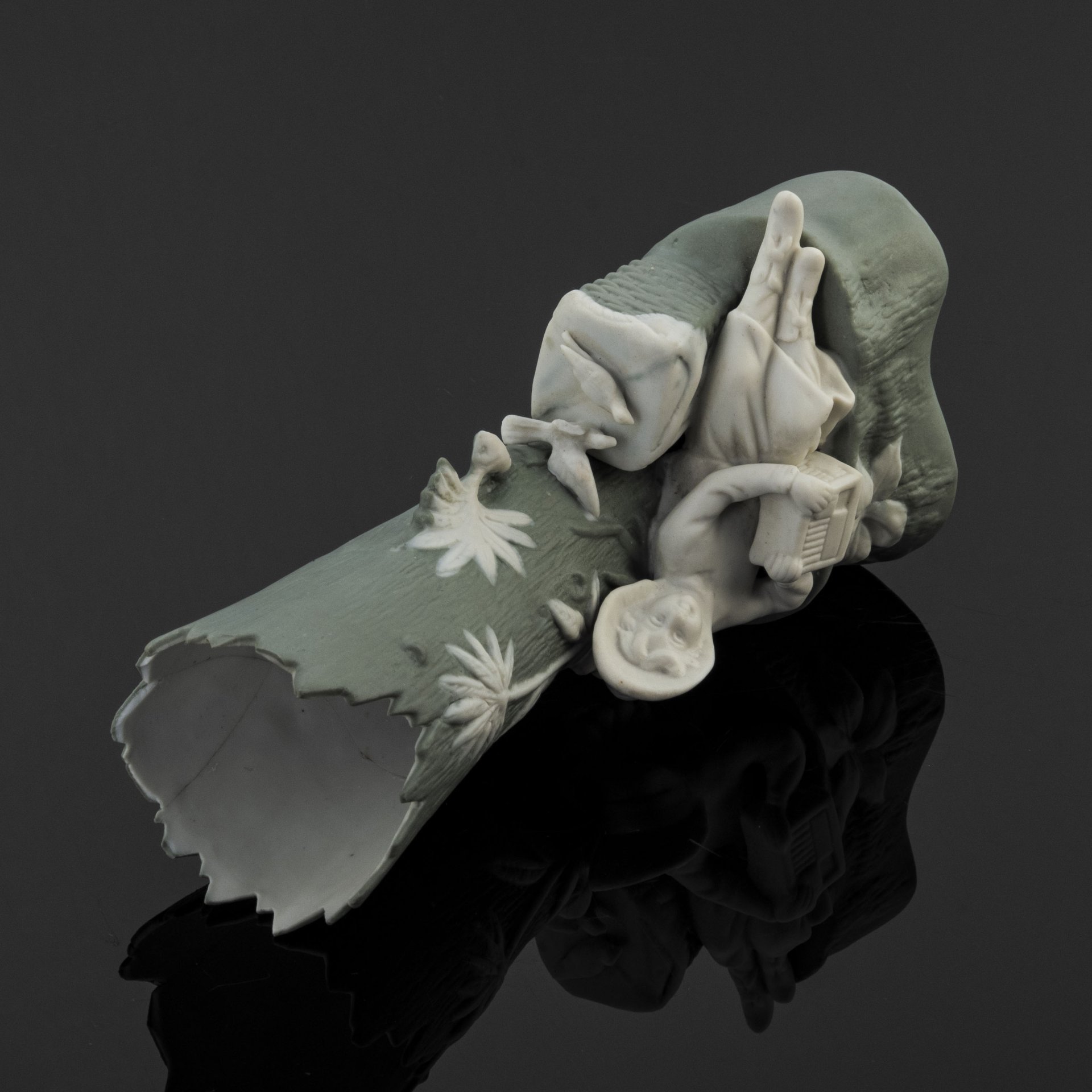Карандашница "Девочка с птичьей клеткой", Дмитровский фарфоровый завод (ДФЗ Вербилки)