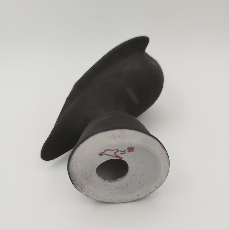 Статуэтка "Черный лебедь", бисквит, крытье, Дулевский фарфоровый завод (Дулёво), СССР, 1970-1990 гг.