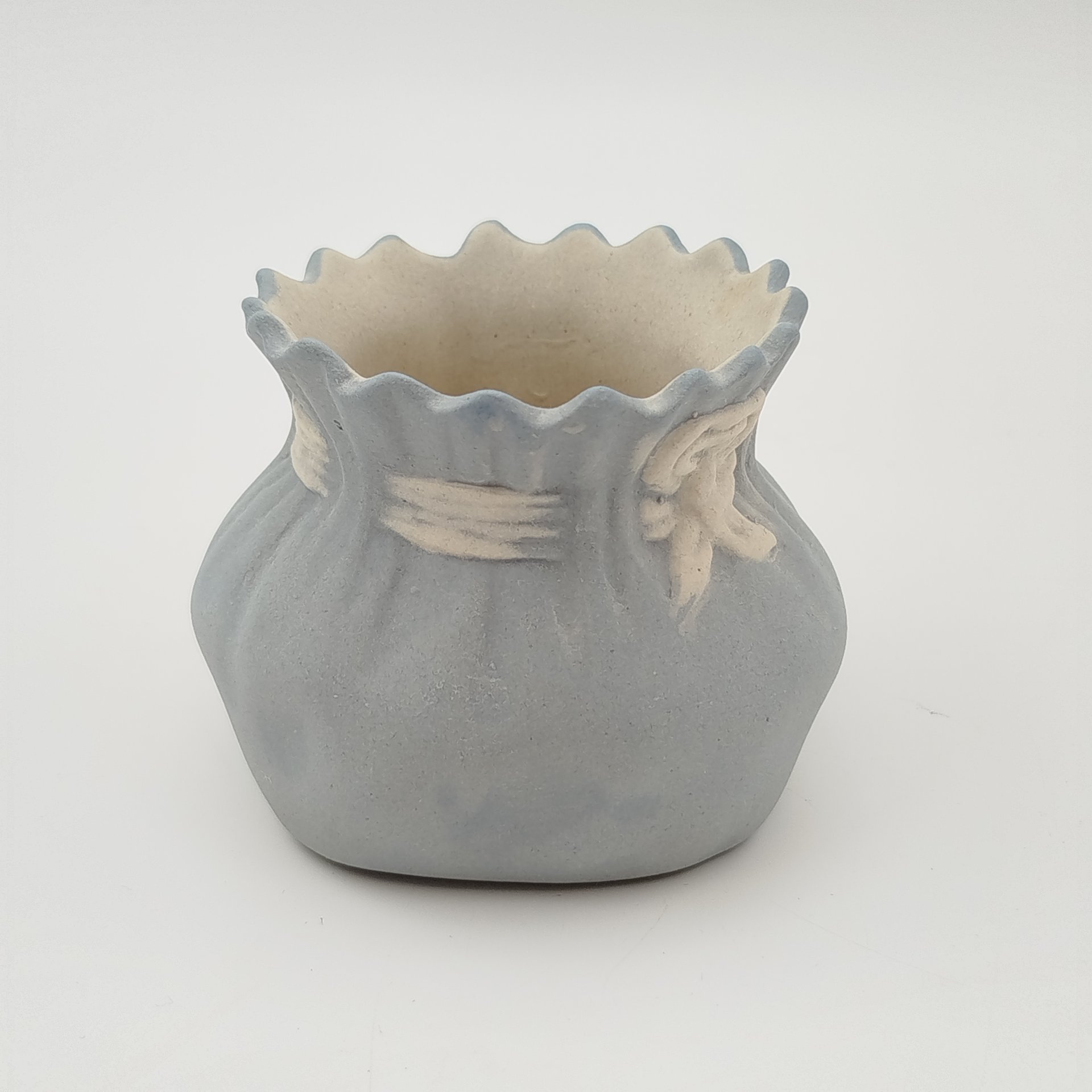 Ваза миниатюрная в виде мешочка с белым бантом