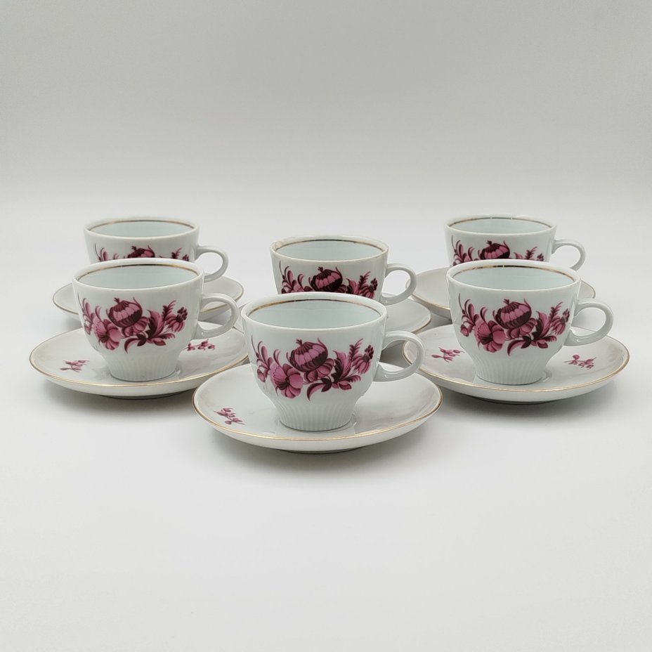 Сервиз кофейный  с цветочным декором в пурпурной гамме на 6 персон (15 предметов), фарфор, деколь, золочение, Colditz (Кольдиц), ГДР, 1960-1990 гг.