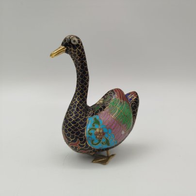 Статуэтка "Лебедь", выполненная в технике клуазоне, латунь, эмали, Китай, 1970-2000 гг.
