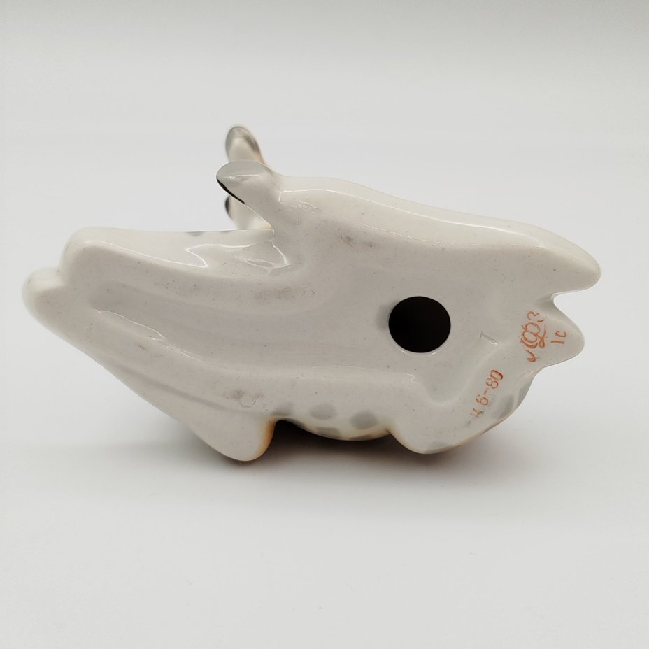 Статуэтка "Жираф", скульптор П.П. Веселов, фарфор, роспись, Ленинградский фарфоровый завод (ЛФЗ), СССР, 1970-1990 гг.