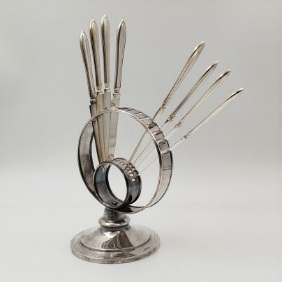 Набор из 8 ножей для фруктов на круглой  подставке