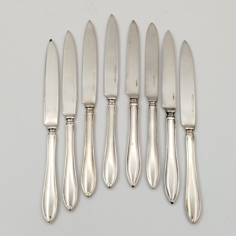 Набор из 8 ножей для фруктов на круглой  подставке