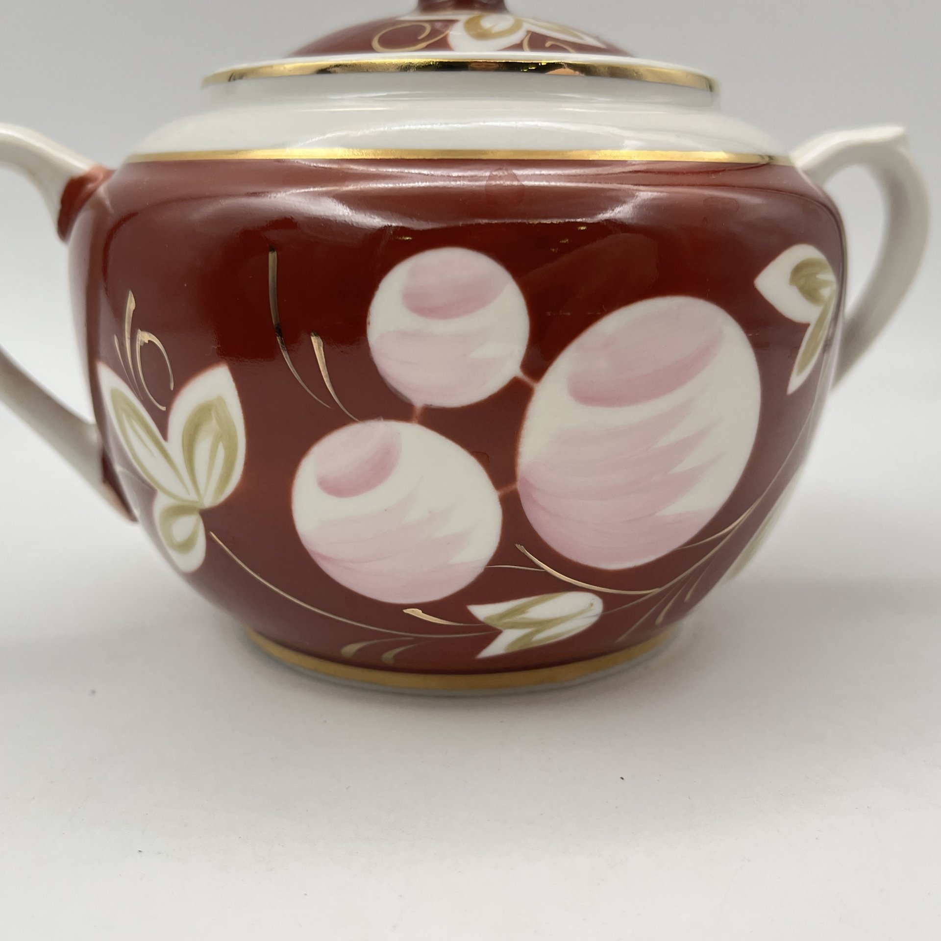 Сахарница из сервиза "Слива", автор А.А.Чекулина