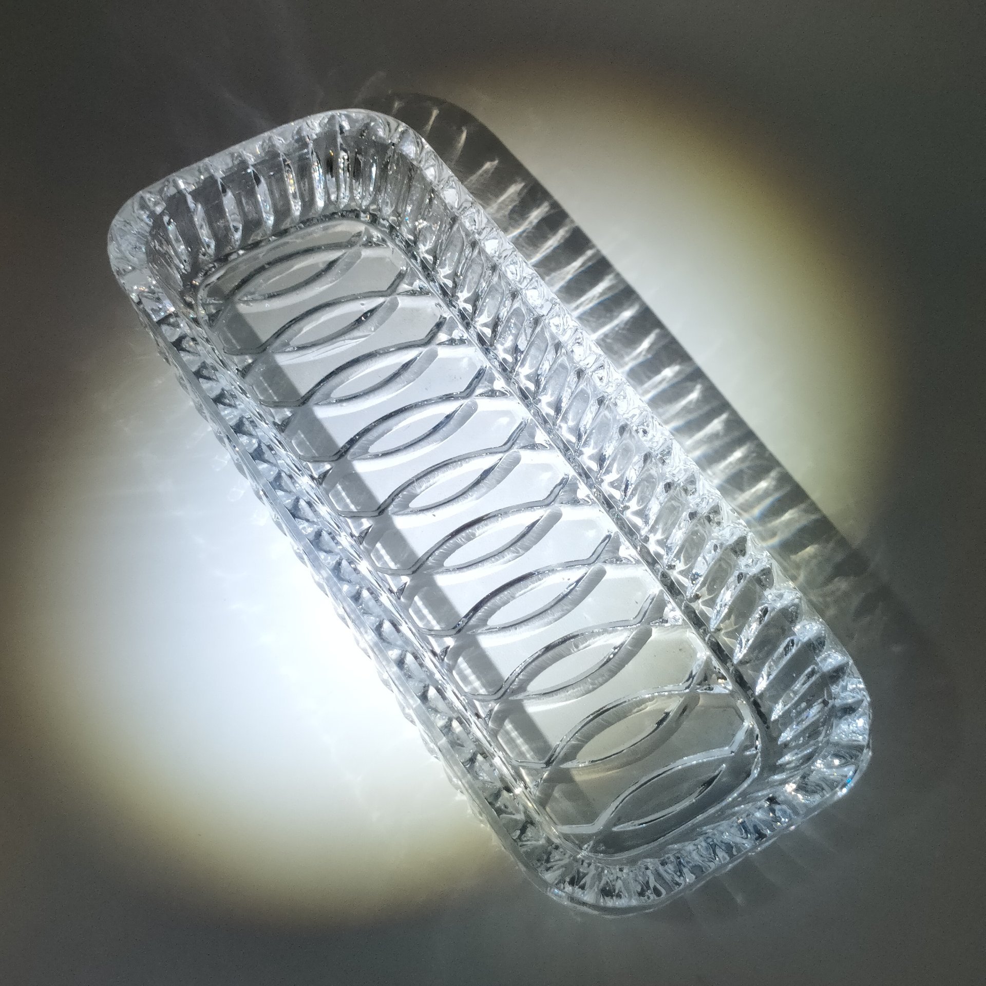 Блюдо сервировочное (селёдочница), автор А.А. Аствацатурьян, хрусталь, матирование, Ленинградский завод художественного стекла (ЛЗХС), СССР, 1970-1990 гг.