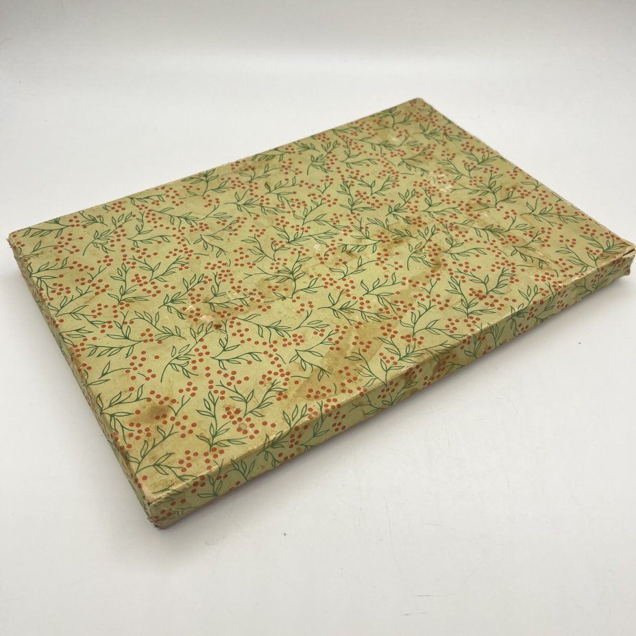 Набор из 6 розеток разных форм в оригинальной коробке