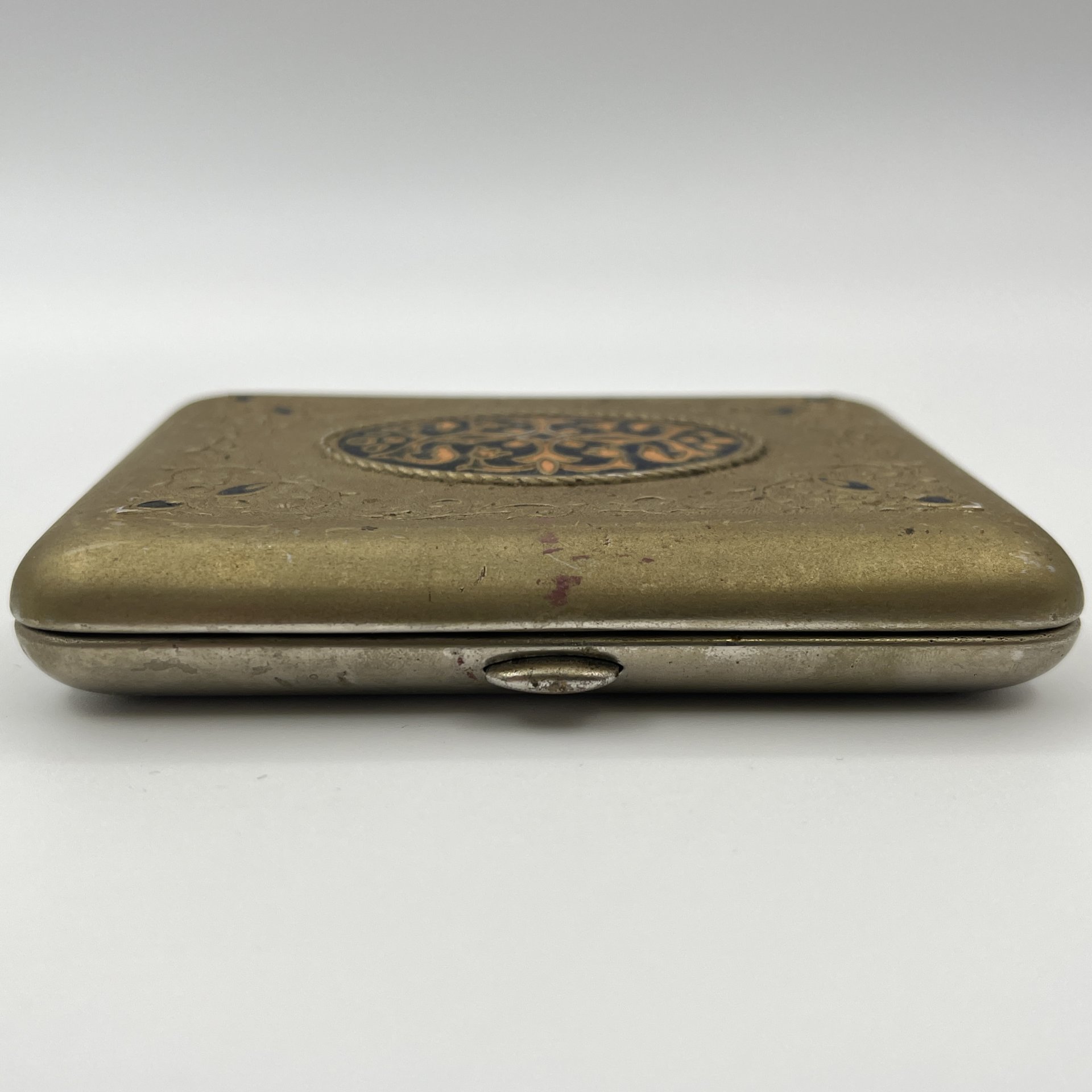 Портсигар с растительным декором, металл, эмаль, Ленэмальер (Ленинградский эмальер), СССР, 1950-1970 гг.