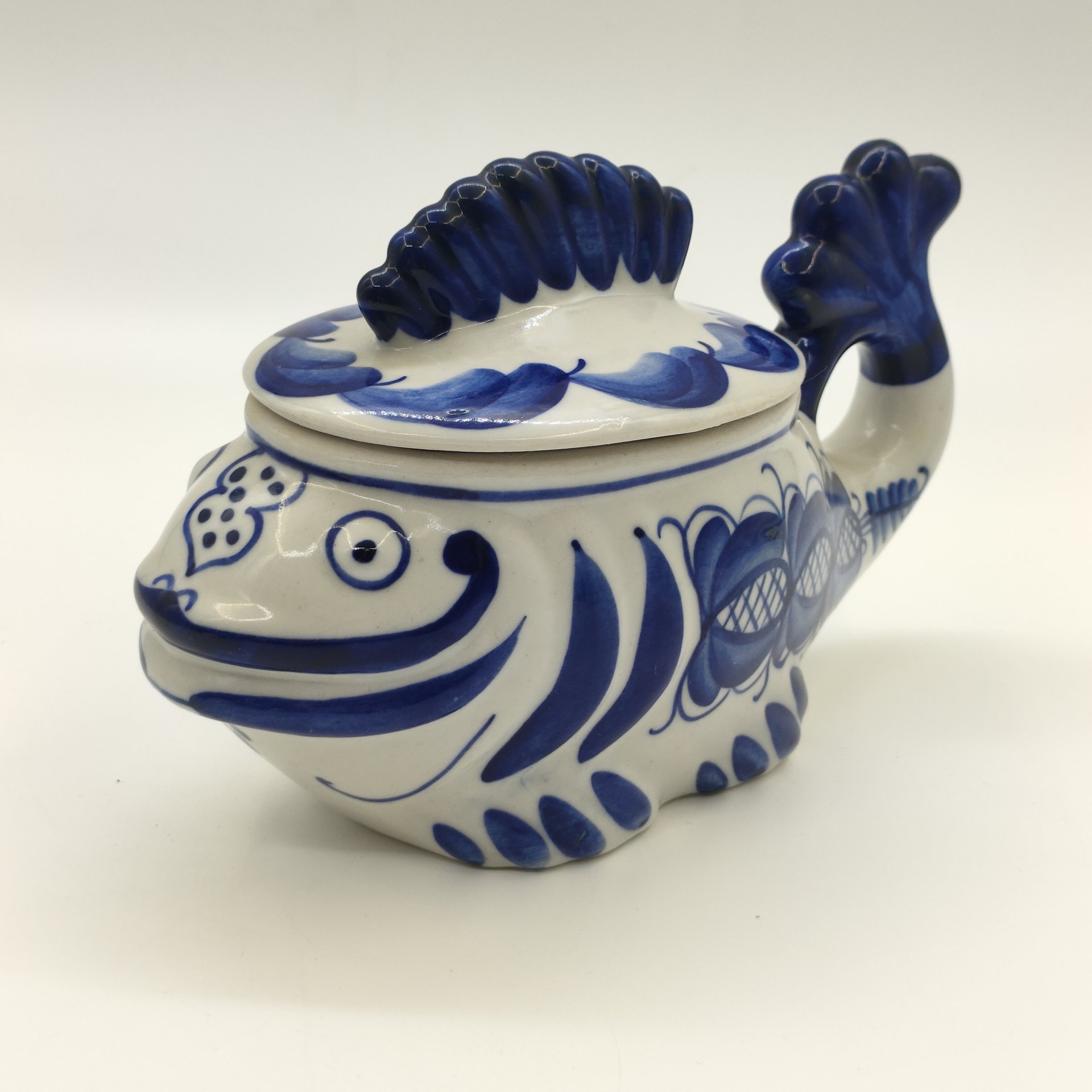 Икорница "Рыба-кит", Гжель