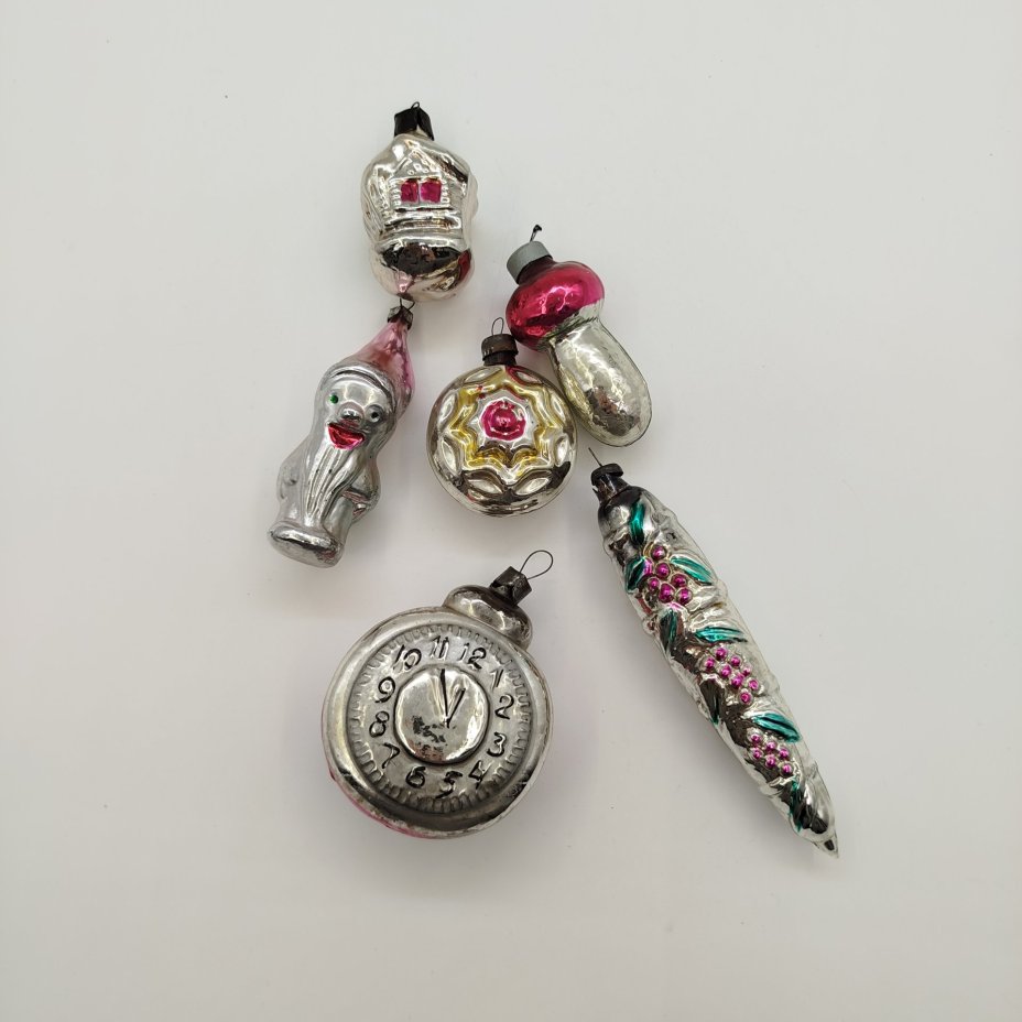 Набор из шести ёлочных игрушек, стекло, металл, СССР, 1960-1980 гг.