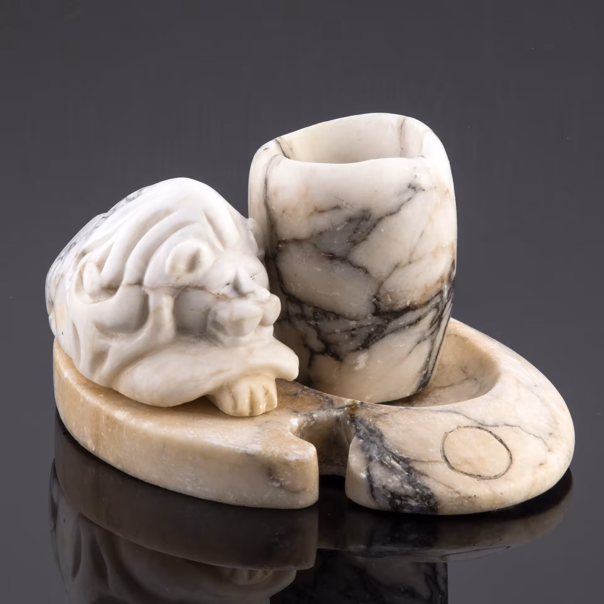 Прибор письменный "Спящий лев" (подставка, стакан для ручек)