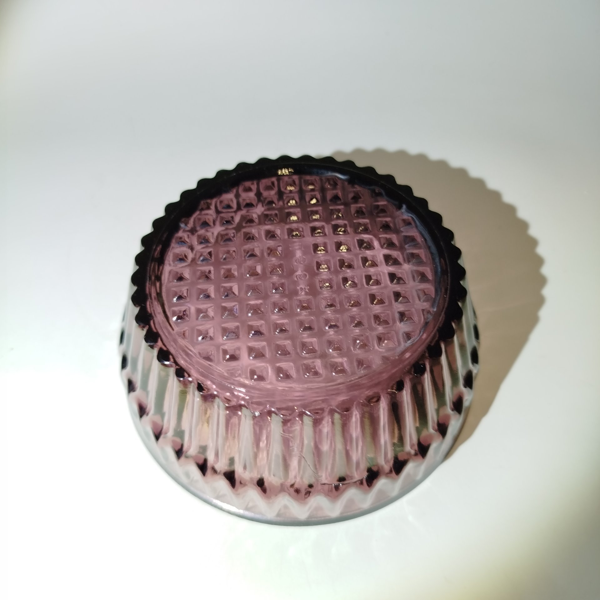 Конфетница с рельефным декором, стекло, СССР, 1970-1990 гг.