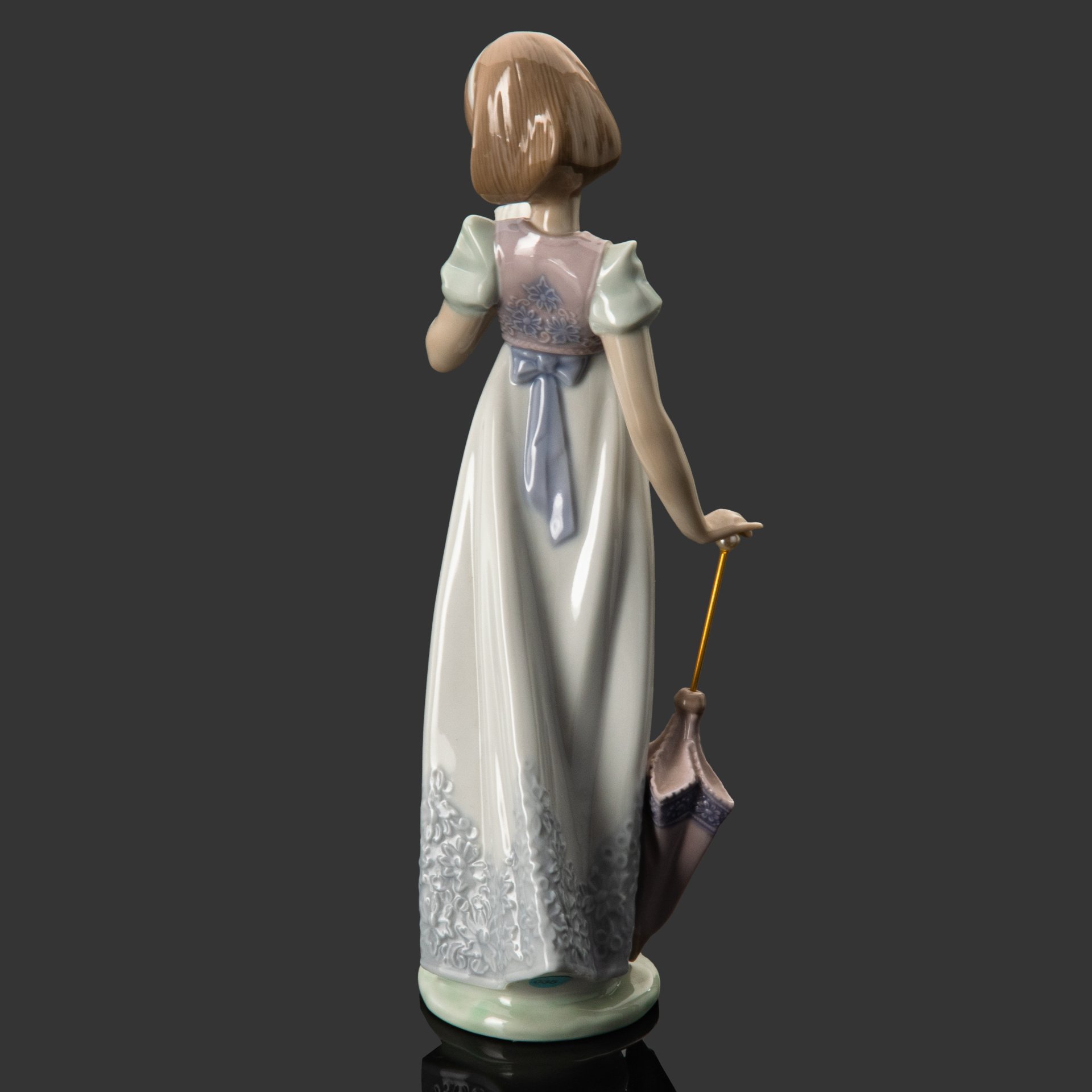 Статуэтка "Летняя прогулка", фарфор, роспись, Lladro, Испания, 1991 г.