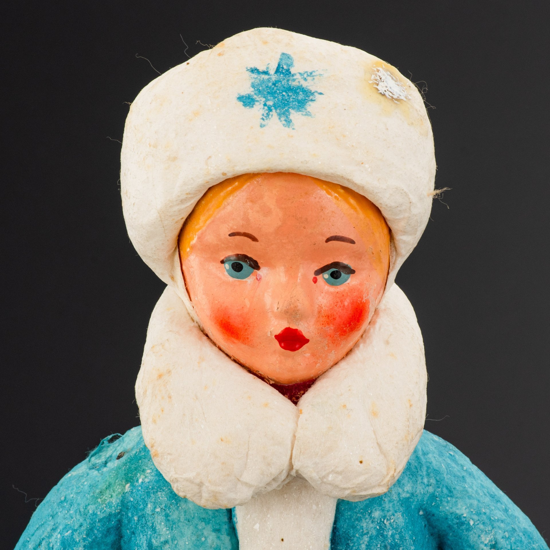 Подставная игрушка (под ёлку) "Снегурочка" в оригинальной коробке, Теребовлянская фабрика елочных украшений, вата, бумага, картон, папье-маше, роспись