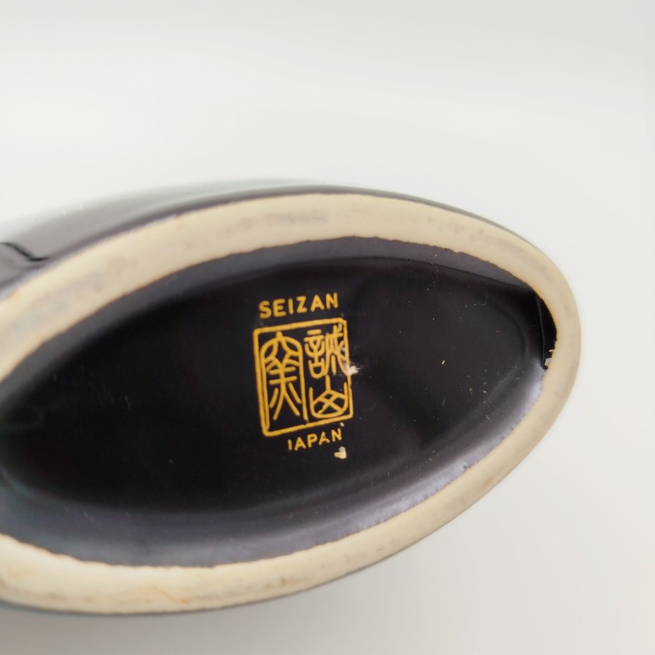 Ваза миниатюрная, украшенная цветочным декором, Seizan