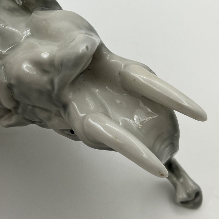 Статуэтка "Слон с поднятым хоботом вверх", фарфор, роспись, Gräfenthal (Графенталь), Германия, 1972-1990 гг.