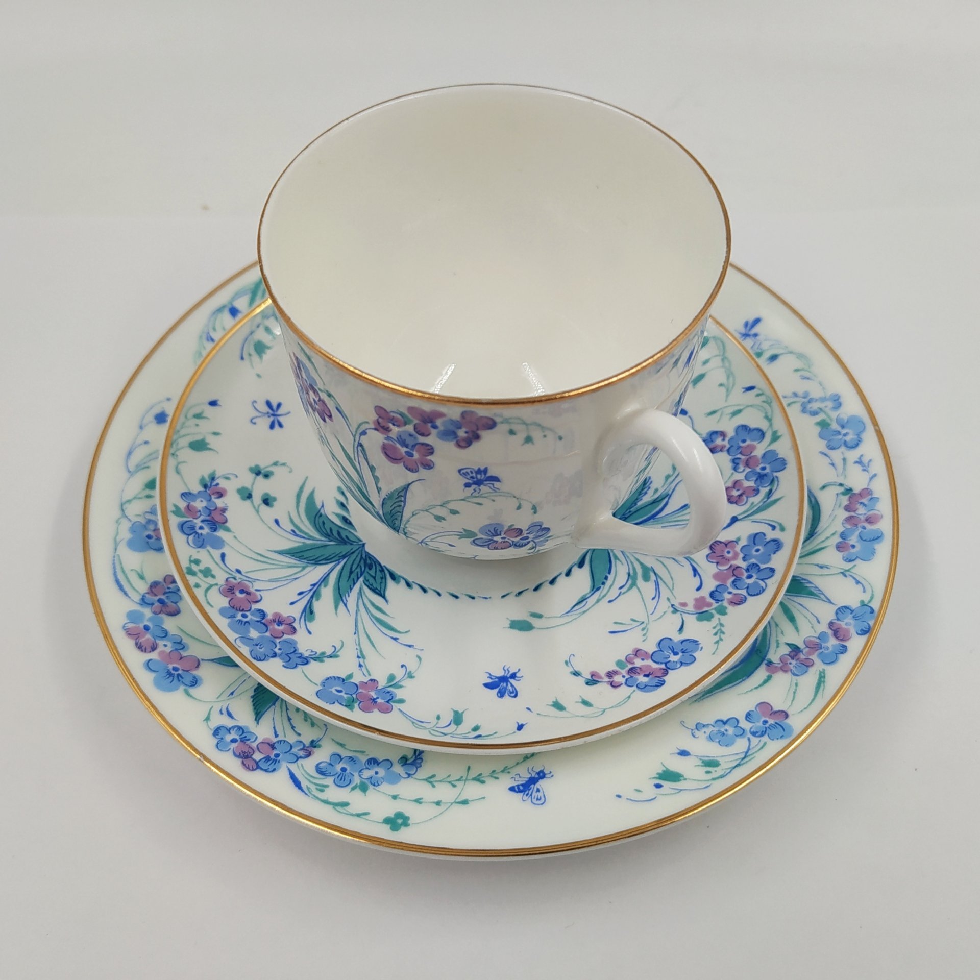 Кофейное трио "Незабудки", автор формы "Ландыш" Э.М. Криммер, фарфор, деколь, золочение, Ленинградский фарфоровый завод (ЛФЗ), СССР, 1970-1992 гг.