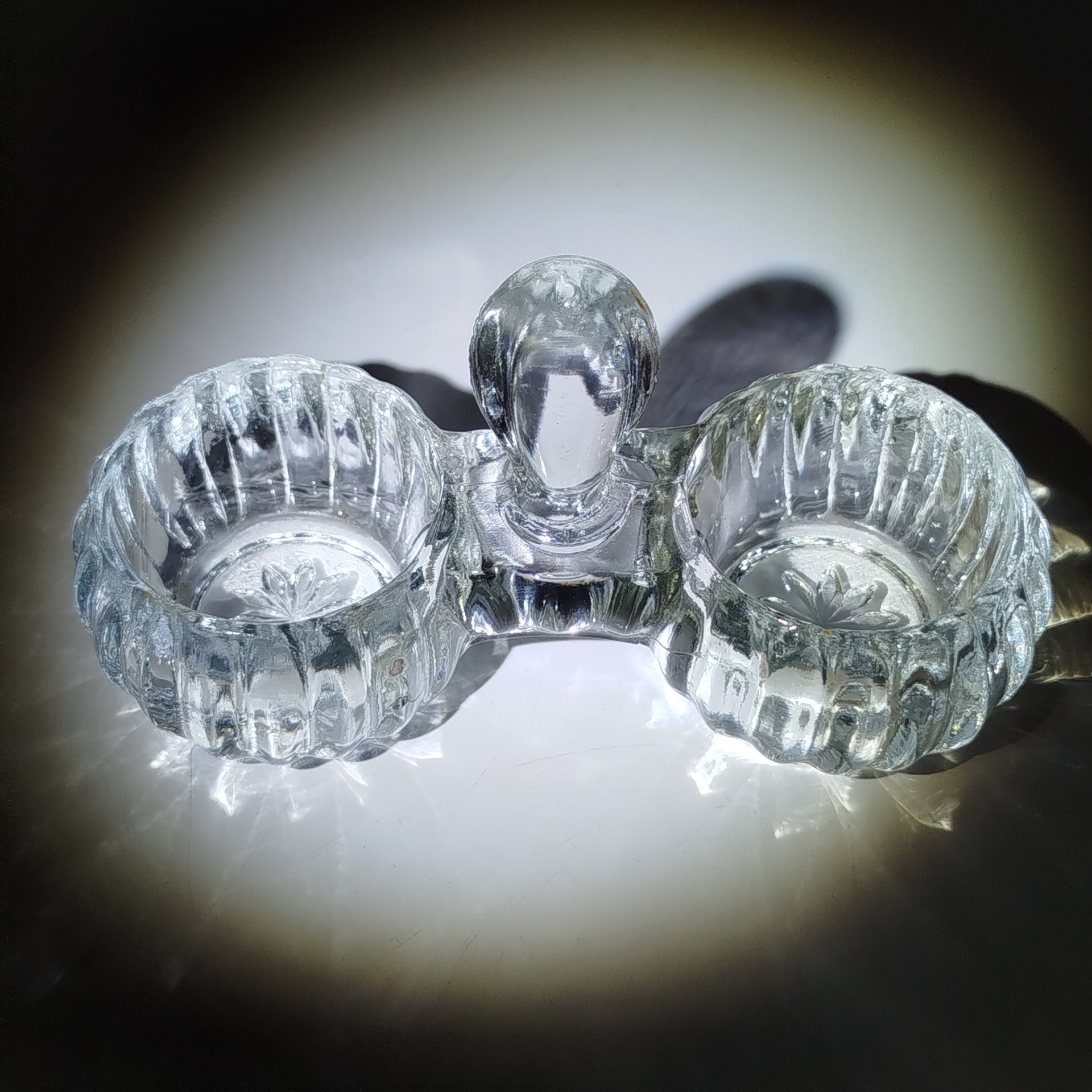 Солонка двойная (открытая) с ручкой, стекло, Западная Европа, 1930-1950 гг.