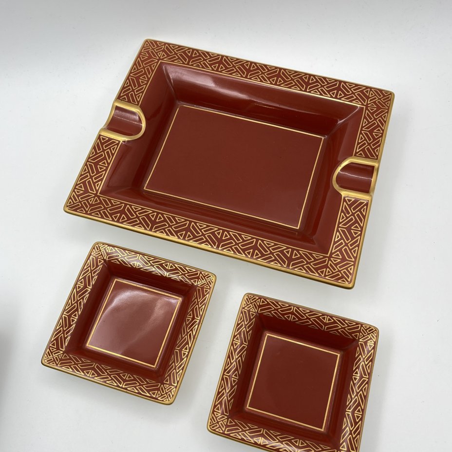 Набор пепельниц (большая и 2 маленькие), серия "Сhateau collection", рисунок "Kimono", фарфор, золочение, Villeroy & Boch, Германия, 1990-2010 гг.