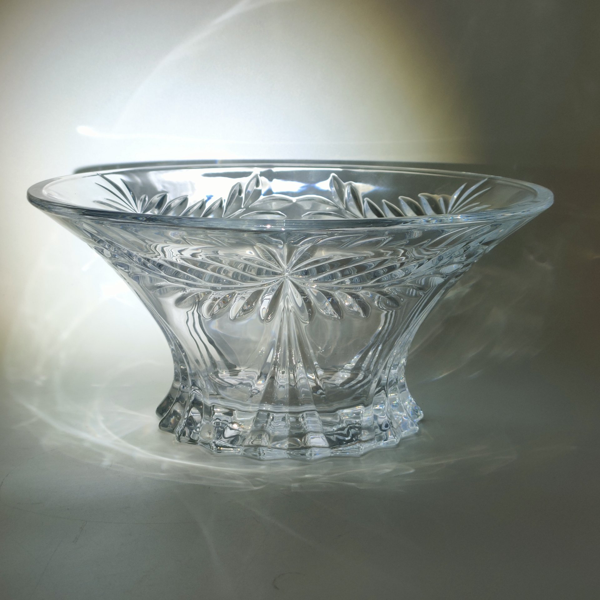 Фруктовница (конфетница) с растительным декором, хрусталь, Западная Европа, 1980-2000 гг.