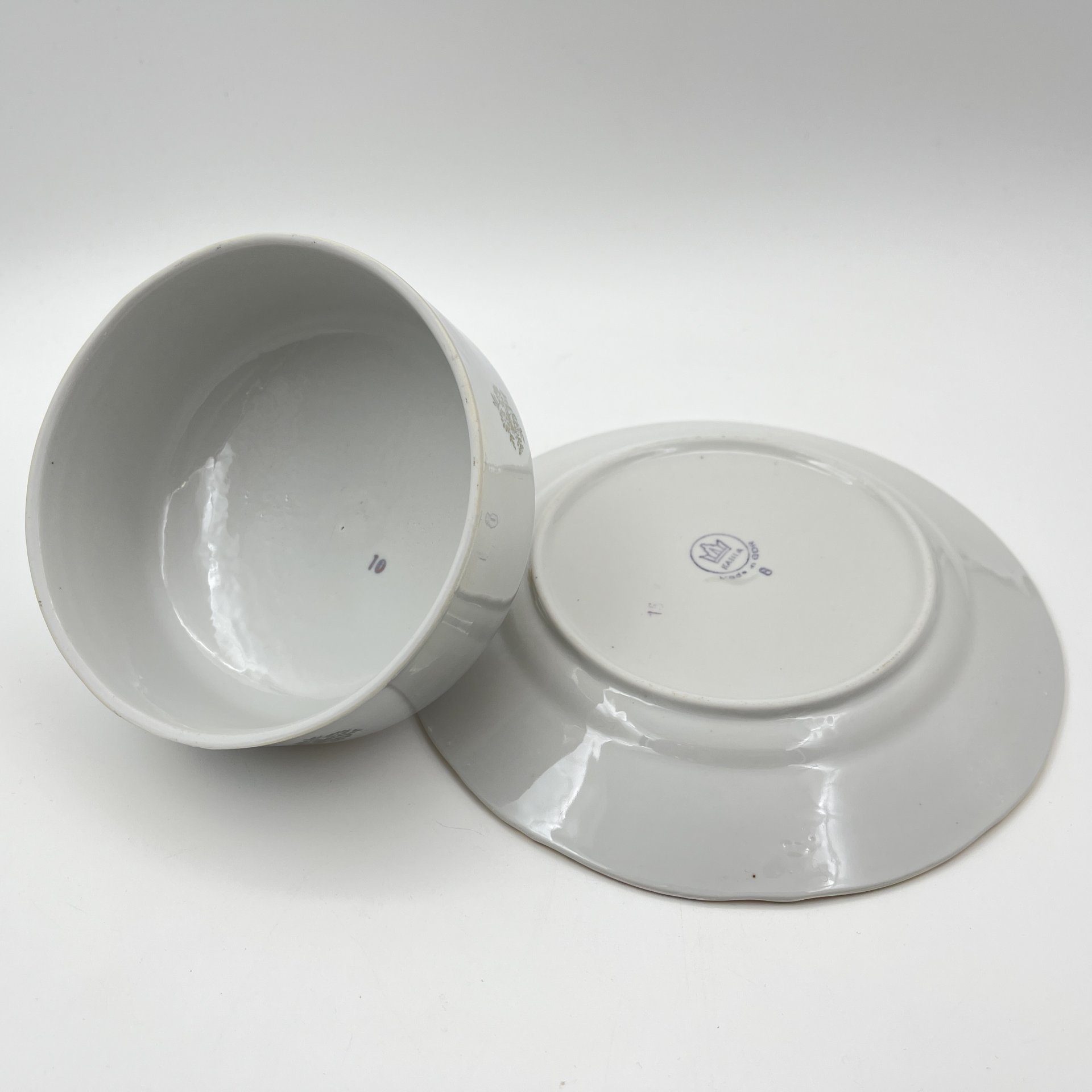 Маслёнка из сервиза "Мадонна", фарфор, люстр, золочение, Kahla, ГДР, 1967-1987 гг.