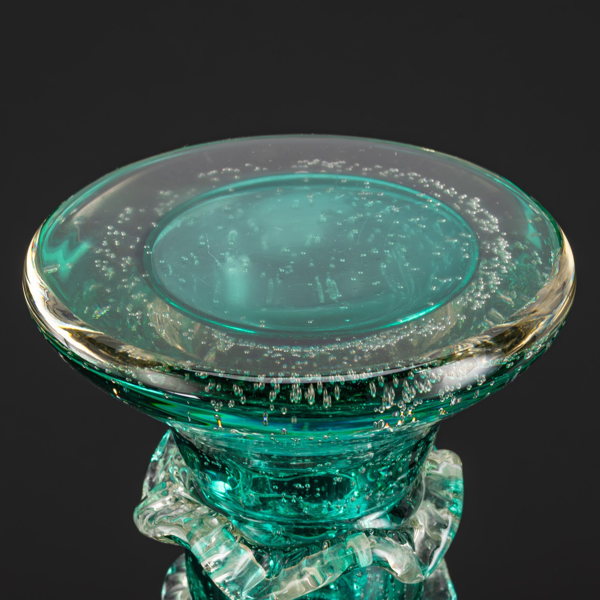 Кубок (бокал) в форме ремера, стекло, гутная техника, бульгазе, СССР, 1970-1990 гг.