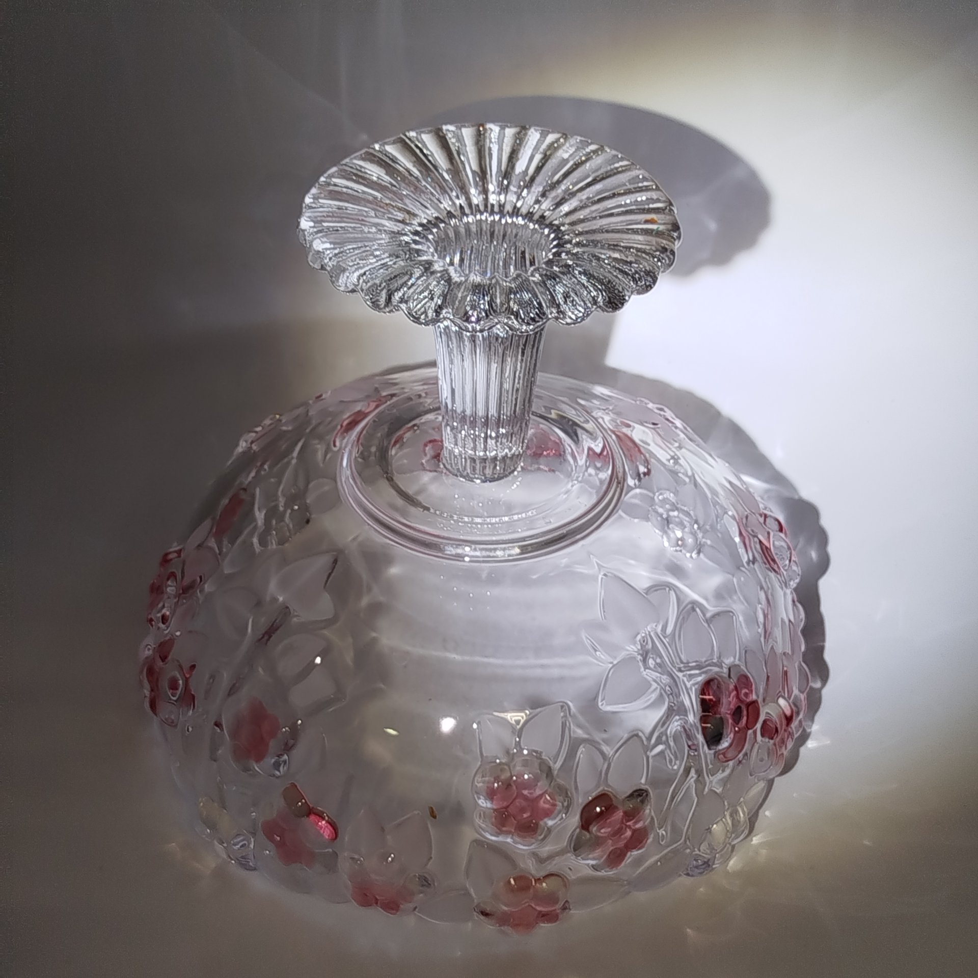 Фруктовница с цветочным рельефным декором, Walther Glas