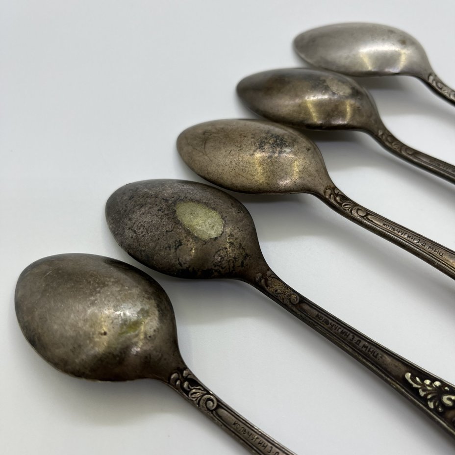 Набор из 5-ти чайных ложек с растительным декором, мНЦ (медь-никель-цинк), Кольчугинский завод цветных металлов, СССР, 1950-1960 гг.