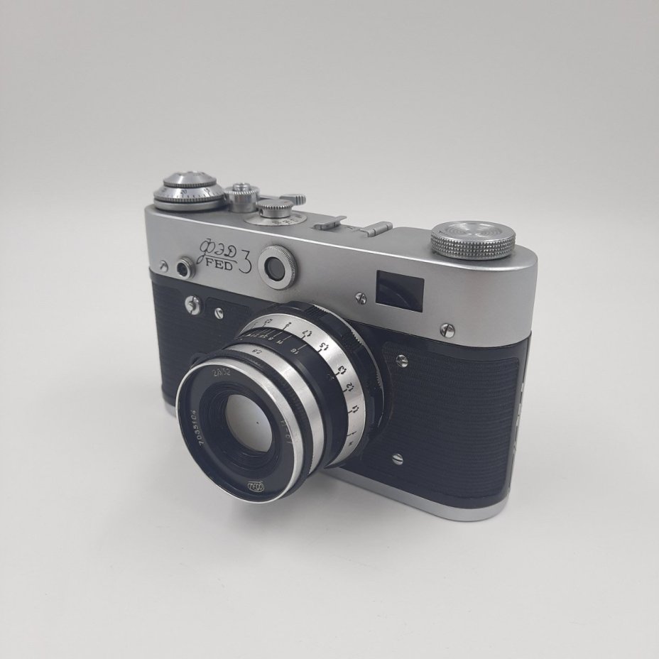 Фотоаппарат "ФЭД-3" с объективом "Индустар-61" в оригинальном кофре, металл, стекло, кожа, Харьковский машиностроительный завод им. Дзержинского (ФЭД), Харьковский машиностроительный завод им. Дзержинского (ФЭД)