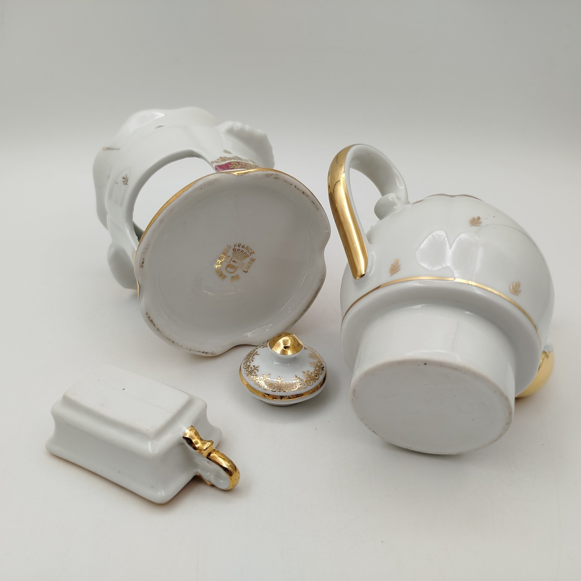 Тизаньер, украшенный изображением Наполеона Бонапарта, Porcelaine de luxe, фарфор, деколь, золочение, Франция, 1970-1990 гг.