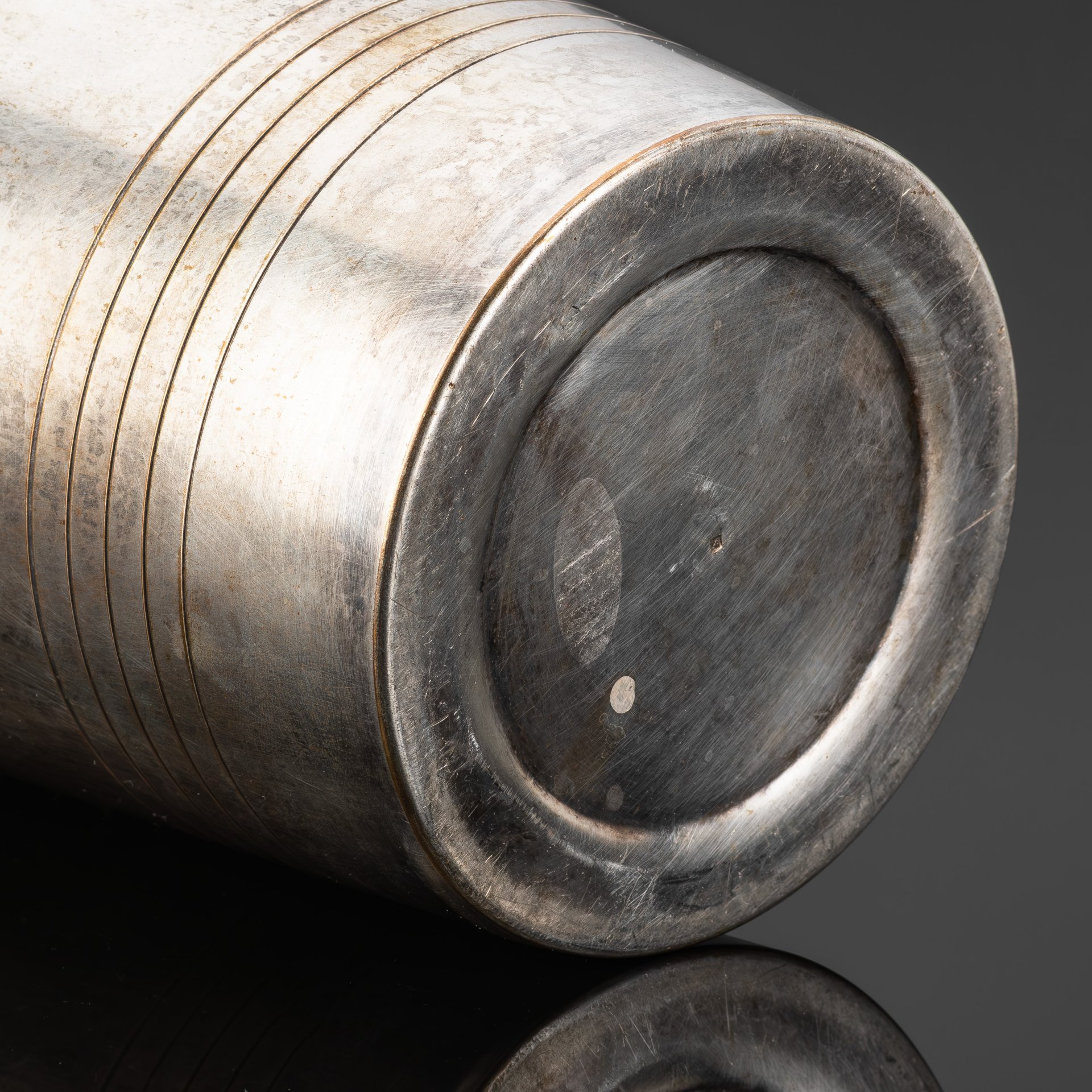 Ведро для охлаждения белого вина,  Gudin AdolpheA. Gelb, La Queue-en-Brie